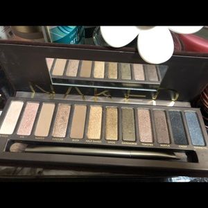 Urban Decay Nake Palette